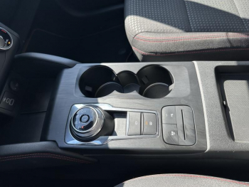 Photo 23 du bon plan FORD Kuga 2.5 Duratec 190ch FHEV E85 ST-Line BVA occasion à 31890 €