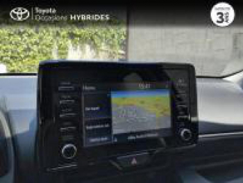 Photo 7 du bon plan TOYOTA Yaris 116h Dynamic Business 5p + Programme Beyond Zero Academy MY22 occasion à 19990 €