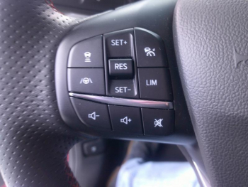 Photo 14 du bon plan FORD Kuga 2.5 Duratec 190ch FHEV ST-Line X BVA occasion à 30900 €