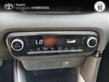 Photo 8 du bon plan TOYOTA Yaris 116h Dynamic Business + Programme Beyond Zero Academy 5p MC24 occasion à 19990 €