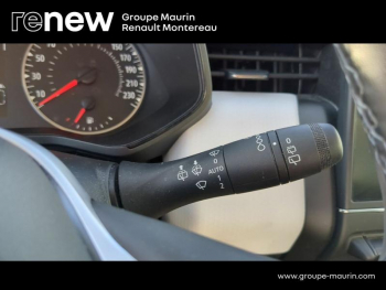 Photo 21 du bon plan RENAULT Clio 1.0 TCe 100ch Evolution GPL occasion à 15289 €