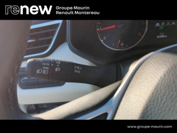 Photo 22 du bon plan RENAULT Clio 1.0 TCe 100ch Evolution GPL occasion à 15289 €