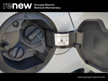 Photo 28 du bon plan RENAULT Clio 1.0 TCe 100ch Evolution GPL occasion à 15289 €