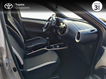 Photo 6 du bon plan TOYOTA Aygo X 1.0 VVT-i 72ch Design MY23 occasion à 15990 €