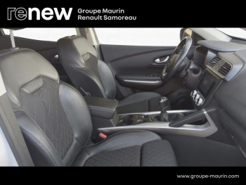 Photo 17 du bon plan RENAULT Kadjar 1.3 TCe 140ch FAP Intens 152g occasion à 17500 €