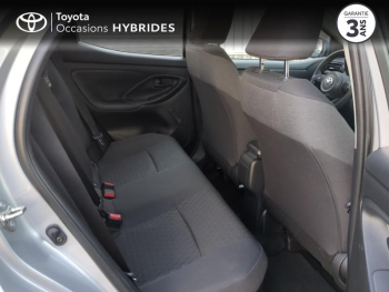 Photo 7 du bon plan TOYOTA Yaris 116h Dynamic Business 5p + Programme Beyond Zero Academy MY22 occasion à 21990 €