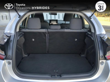 Photo 10 du bon plan TOYOTA Yaris 116h Dynamic Business 5p + Programme Beyond Zero Academy MY22 occasion à 21990 €