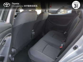 Photo 12 du bon plan TOYOTA Yaris 116h Dynamic Business 5p + Programme Beyond Zero Academy MY22 occasion à 21990 €