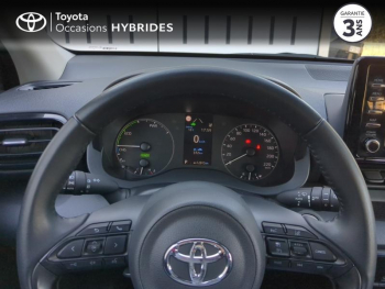 Photo 13 du bon plan TOYOTA Yaris 116h Dynamic Business 5p + Programme Beyond Zero Academy MY22 occasion à 21990 €