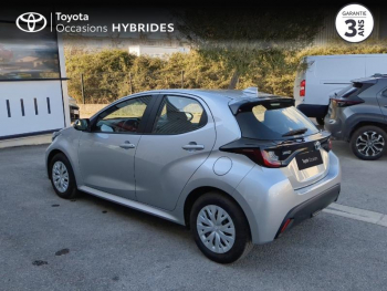 Photo 18 du bon plan TOYOTA Yaris 116h Dynamic Business 5p + Programme Beyond Zero Academy MY22 occasion à 21990 €