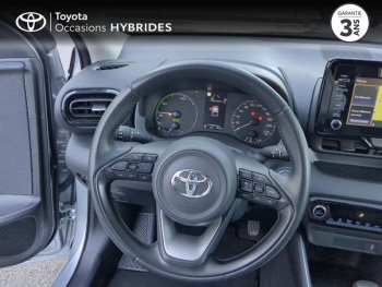 Photo 9 du bon plan TOYOTA Yaris 116h Dynamic Business 5p + Programme Beyond Zero Academy MY22 occasion à 22490 €