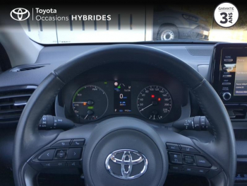 Photo 13 du bon plan TOYOTA Yaris 116h Dynamic Business 5p + Programme Beyond Zero Academy MY22 occasion à 22490 €