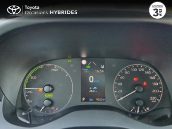 Photo 14 du bon plan TOYOTA Yaris 116h Dynamic Business 5p + Programme Beyond Zero Academy MY22 occasion à 22490 €