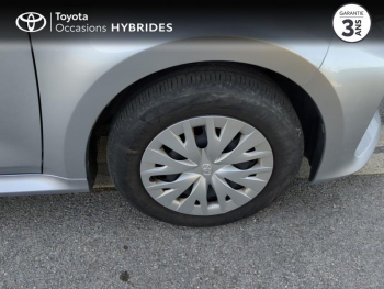 Photo 16 du bon plan TOYOTA Yaris 116h Dynamic Business 5p + Programme Beyond Zero Academy MY22 occasion à 22490 €