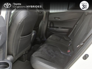 Photo 12 du bon plan TOYOTA C-HR 184h Collection 2WD E-CVT MC19 occasion à 22990 €