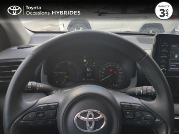 Photo 13 du bon plan TOYOTA Yaris 116h Dynamic Business 5p + Programme Beyond Zero Academy MY22 occasion à 21990 €