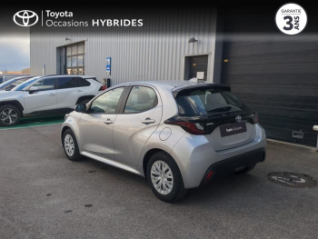Photo 18 du bon plan TOYOTA Yaris 116h Dynamic Business 5p + Programme Beyond Zero Academy MY22 occasion à 21990 €