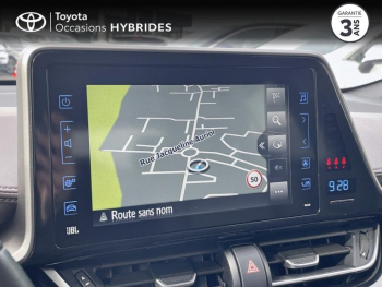 Photo 15 du bon plan TOYOTA C-HR 122h Distinctive 2WD E-CVT RC18 occasion à 18990 €