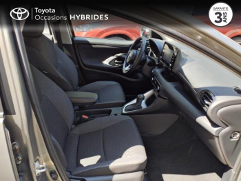 Photo 13 du bon plan TOYOTA Yaris 116h Dynamic Business + Programme Beyond Zero Academy 5p MC24 occasion à 19990 €