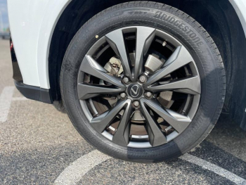 Photo 8 du bon plan LEXUS UX 250h 2WD F SPORT MY22 occasion à 29990 €