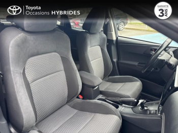 Photo 6 du bon plan TOYOTA Auris HSD 136h Collection RC18 occasion à 15990 €