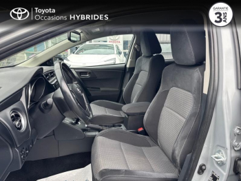 Photo 11 du bon plan TOYOTA Auris HSD 136h Collection RC18 occasion à 15990 €