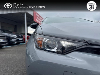 Photo 21 du bon plan TOYOTA Auris HSD 136h Collection RC18 occasion à 15990 €
