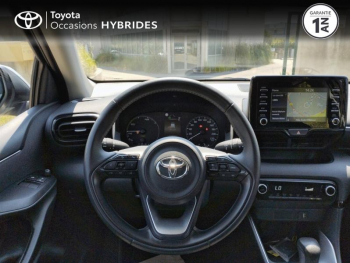 Photo 4 du bon plan TOYOTA Yaris 116h Dynamic Business 5p + Programme Beyond Zero Academy MY22 occasion à 19990 €
