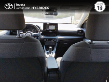 Photo 18 du bon plan TOYOTA Yaris 116h Dynamic Business 5p + Programme Beyond Zero Academy MY22 occasion à 19990 €