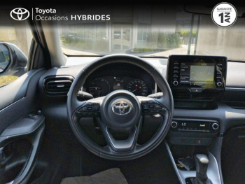 Photo 19 du bon plan TOYOTA Yaris 116h Dynamic Business 5p + Programme Beyond Zero Academy MY22 occasion à 19990 €