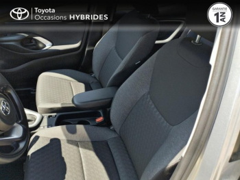 Photo 21 du bon plan TOYOTA Yaris 116h Dynamic Business 5p + Programme Beyond Zero Academy MY22 occasion à 19990 €