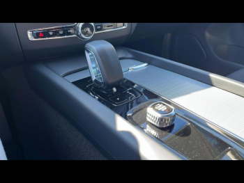 Photo 14 du bon plan VOLVO XC60 T6 AWD 253 + 145ch Ultra Style Dark Geartronic occasion à 64900 €