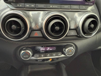 Photo 22 du bon plan NISSAN Juke 1.6 Hybrid 143ch Business+ 2023 occasion à 23890 €