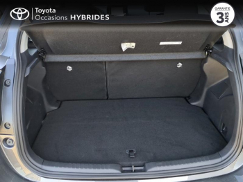 Photo 10 du bon plan TOYOTA Yaris 116h Dynamic Business 5p + Programme Beyond Zero Academy MY22 occasion à 21990 €