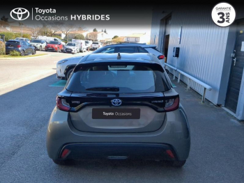 Photo 4 du bon plan TOYOTA Yaris 116h Dynamic Business 5p + Programme Beyond Zero Academy MY22 occasion à 21990 €