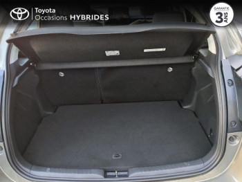 Photo 10 du bon plan TOYOTA Yaris 116h Dynamic Business 5p + Programme Beyond Zero Academy MY22 occasion à 21990 €