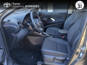 Photo 11 du bon plan TOYOTA Yaris 116h Dynamic Business 5p + Programme Beyond Zero Academy MY22 occasion à 21990 €