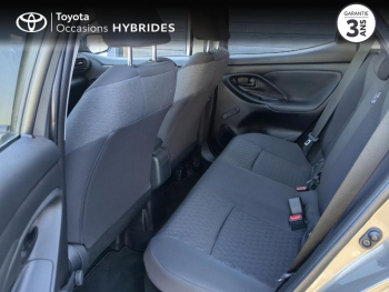 Photo 12 du bon plan TOYOTA Yaris 116h Dynamic Business 5p + Programme Beyond Zero Academy MY22 occasion à 21990 €