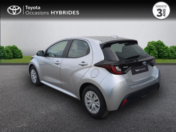 Photo 2 du bon plan TOYOTA Yaris 116h Dynamic Business 5p + Programme Beyond Zero Academy MY22 occasion à 21990 €