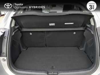 Photo 10 du bon plan TOYOTA Yaris 116h Dynamic Business 5p + Programme Beyond Zero Academy MY22 occasion à 21990 €