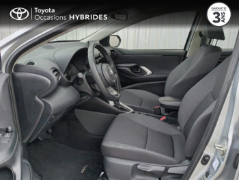 Photo 11 du bon plan TOYOTA Yaris 116h Dynamic Business 5p + Programme Beyond Zero Academy MY22 occasion à 21990 €