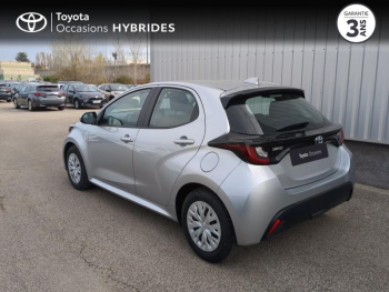 Photo 18 du bon plan TOYOTA Yaris 116h Dynamic Business 5p + Programme Beyond Zero Academy MY22 occasion à 21990 €