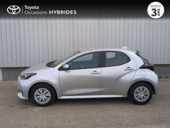 Photo 19 du bon plan TOYOTA Yaris 116h Dynamic Business 5p + Programme Beyond Zero Academy MY22 occasion à 21990 €