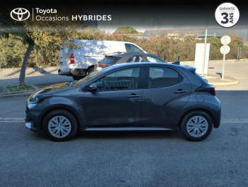 Photo 19 du bon plan TOYOTA Yaris 116h Dynamic Business 5p + Programme Beyond Zero Academy MY22 occasion à 22490 €