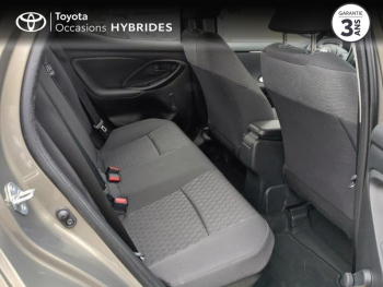 Photo 7 du bon plan TOYOTA Yaris 116h Dynamic Business 5p + Programme Beyond Zero Academy MY22 occasion à 21990 €