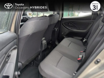 Photo 12 du bon plan TOYOTA Yaris 116h Dynamic Business 5p + Programme Beyond Zero Academy MY22 occasion à 21990 €