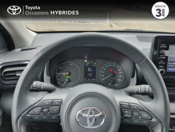 Photo 13 du bon plan TOYOTA Yaris 116h Dynamic Business 5p + Programme Beyond Zero Academy MY22 occasion à 21990 €