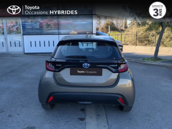 Photo 4 du bon plan TOYOTA Yaris 116h Dynamic Business 5p + Programme Beyond Zero Academy MY22 occasion à 22490 €