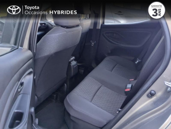 Photo 12 du bon plan TOYOTA Yaris 116h Dynamic Business 5p + Programme Beyond Zero Academy MY22 occasion à 22490 €
