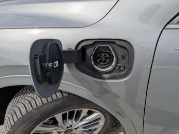 Photo 6 du bon plan FORD Kuga 2.5 Duratec 225ch PHEV Vignale BVA occasion à 25900 €
